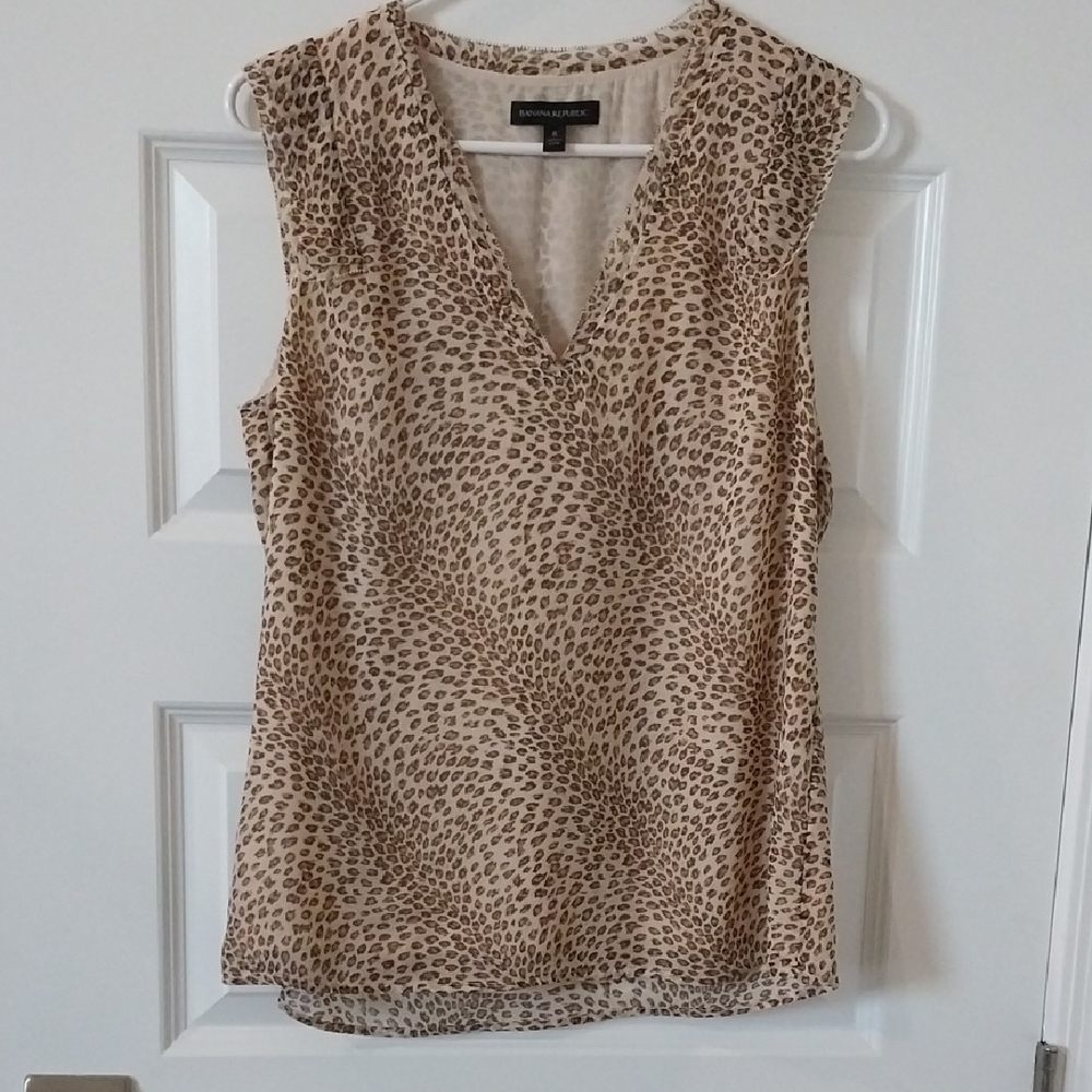 Banana Republic Leopard Print V-Neck Sleeveless Blouse Sz S